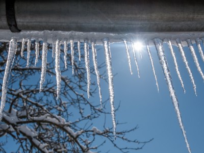 Winter Roofing Emergencies: What to Do When Disaster Strikes